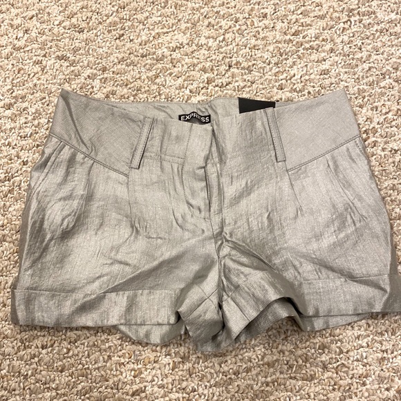 Express metallic Silver Shorts - Picture 1 of 3